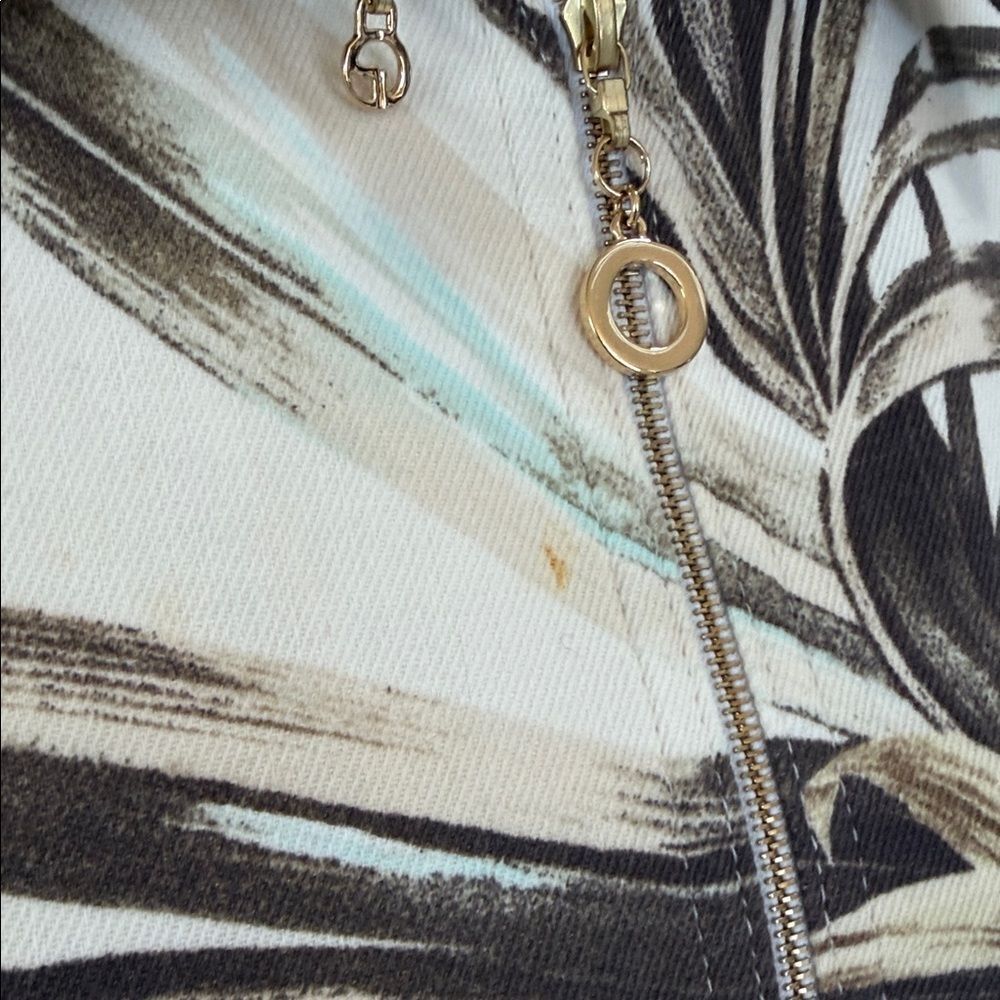 Tropical Print Zip-Up Jacket - Picture 3 of 9